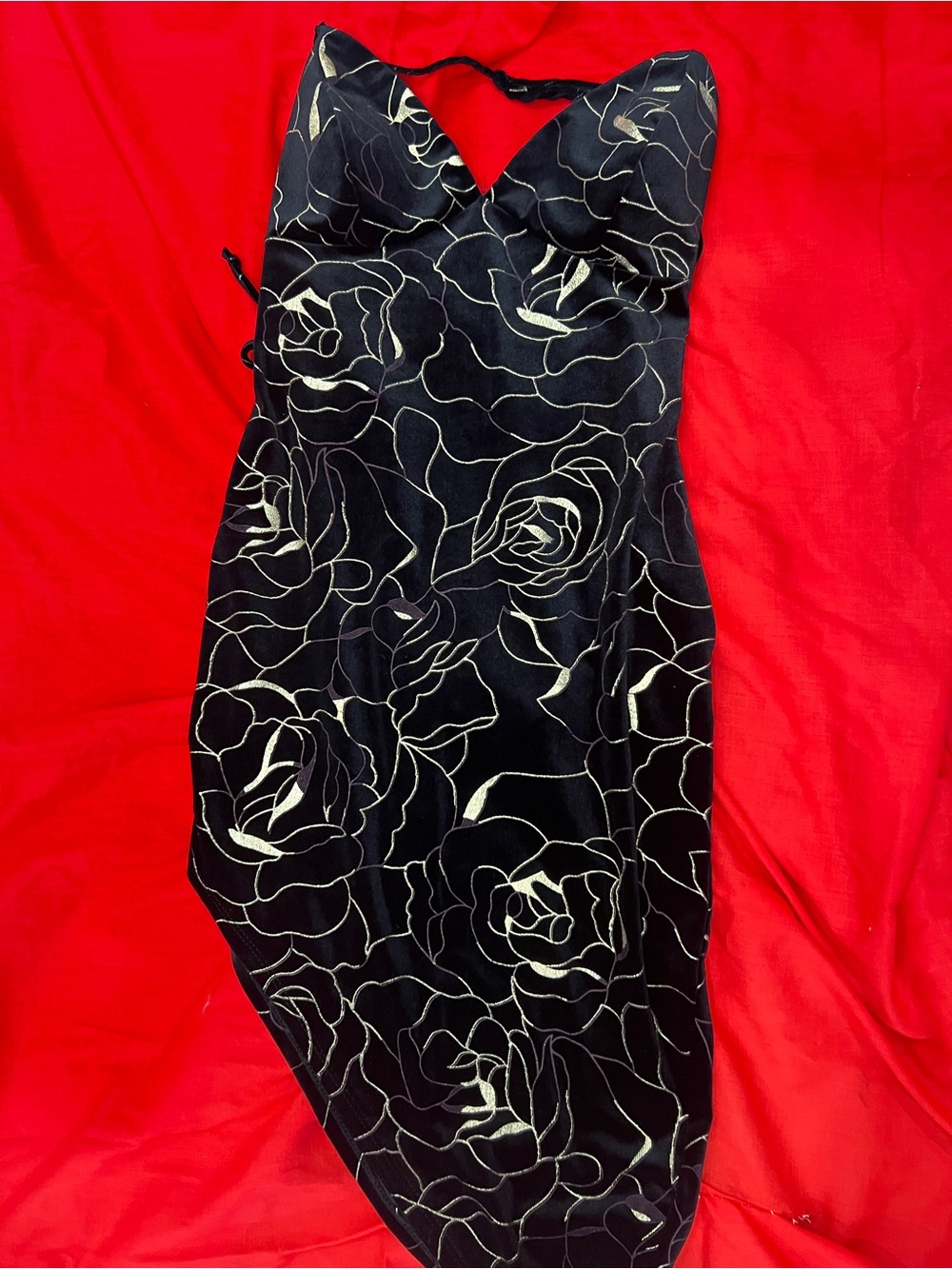 Black & Gold Bodycon Dress with Cream Rose Outline